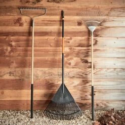 Escoba De Jardín Fija Magnusson -Jardines Y Exteriores 5059340086897 25c BI